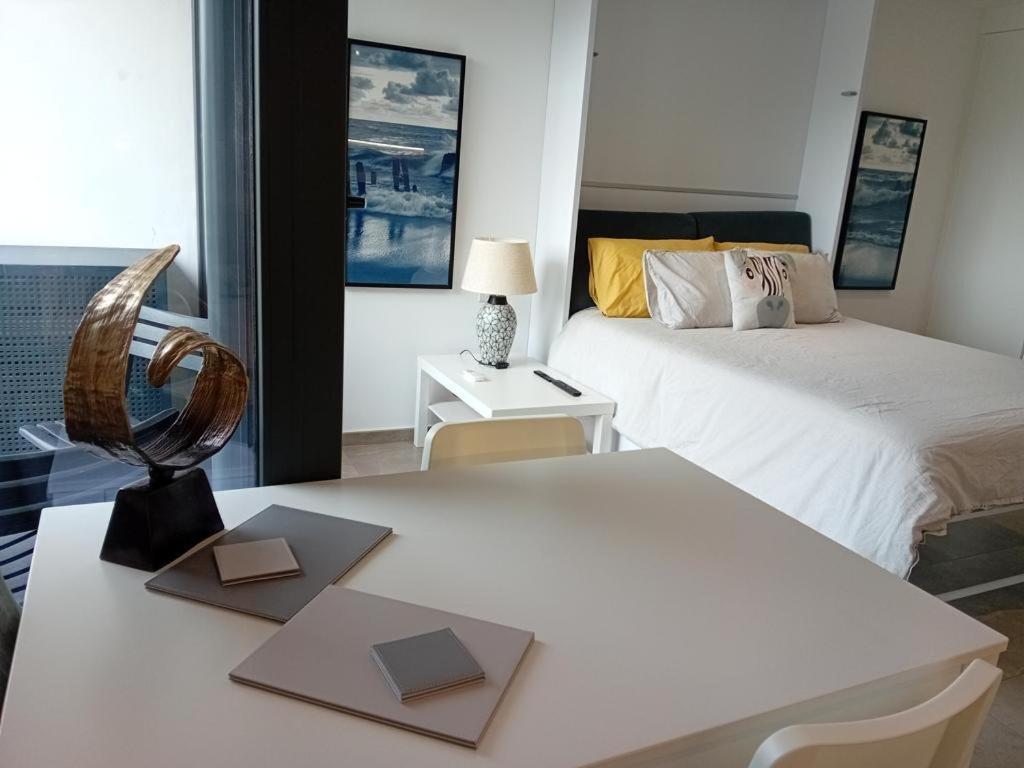 New Cp Luxury Studio With Spa Gibraltar Exterior foto